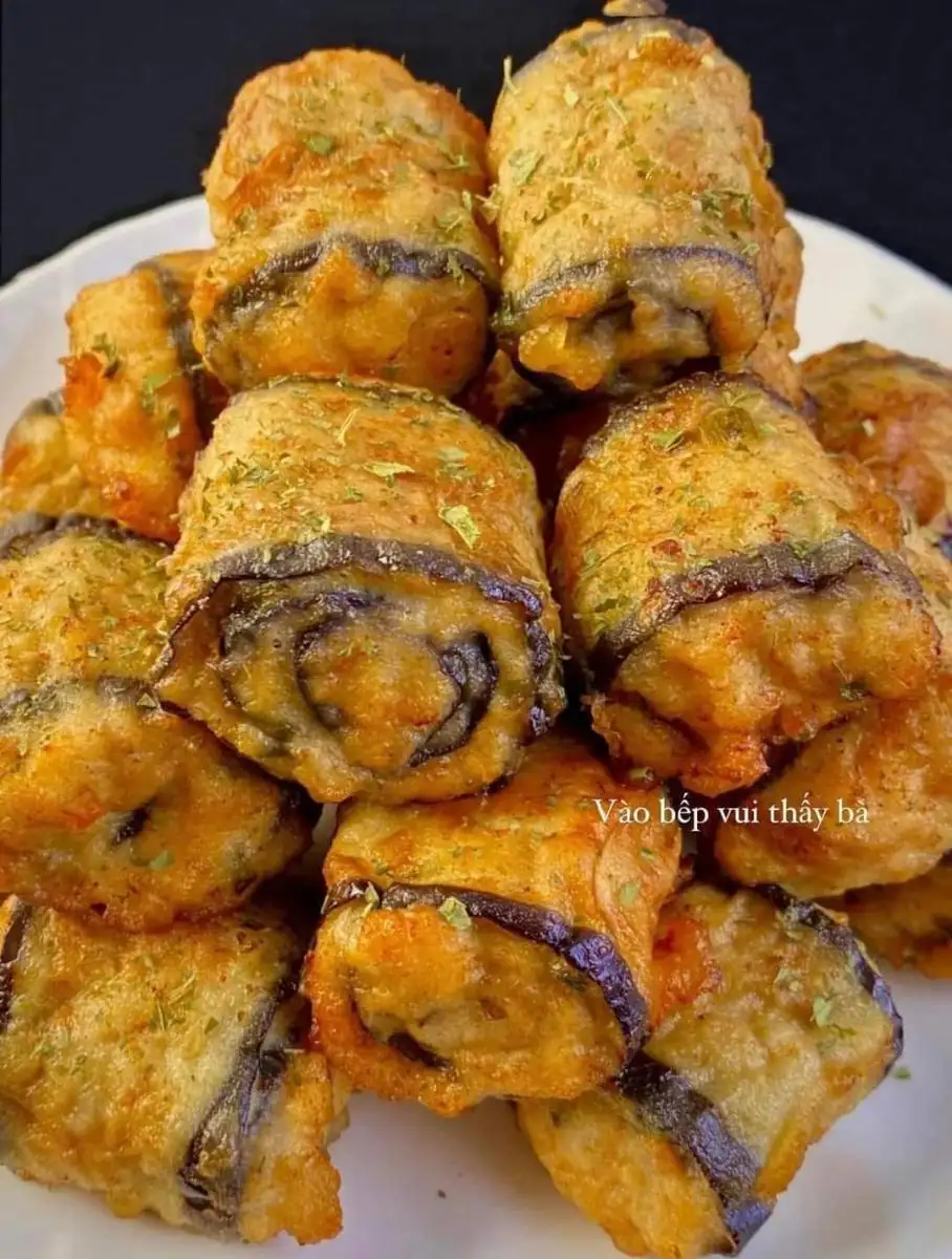 3. Thành phẩm cà tím cuộn ức gà chiên ngon mê luôn
